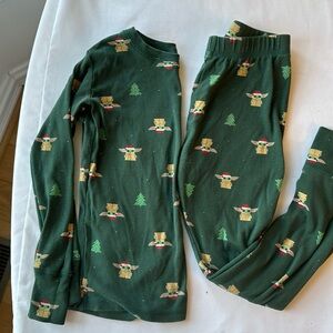 Gap Star Wars youth pajamas  Baby Yoda Grogu Christmas trees